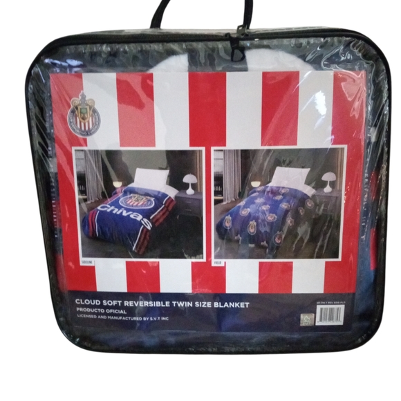 Chivas Other - Chivas de Guadalajara Reversible Twin Soccer Blanket S.V.T Plush